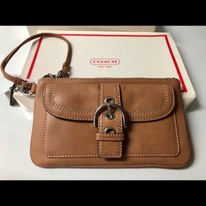 NWT Coach Soho Large Leather Wristlet